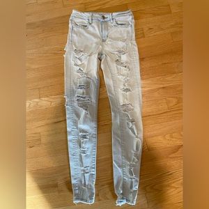 American Eagle Light Wash Jeans